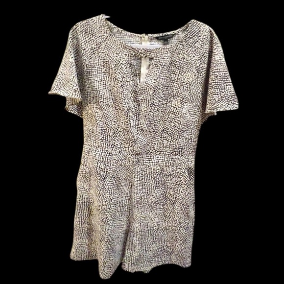 Banana Republic size 4 black and white romper - Picture 1 of 12